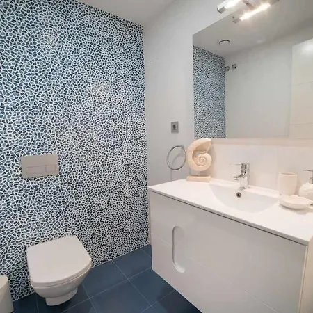 Apartment Lujoso A 1a Linea Del Mar Lloret de Mar