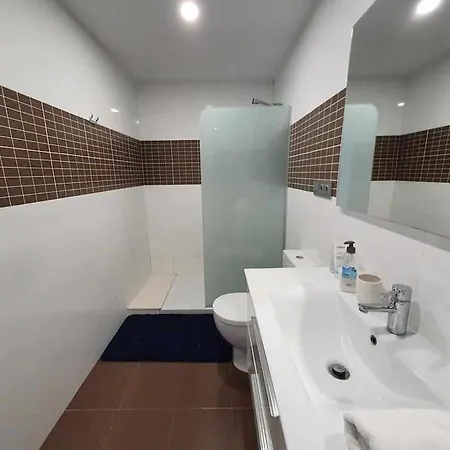 Lujoso A 1a Línea Del Mar Apartamento